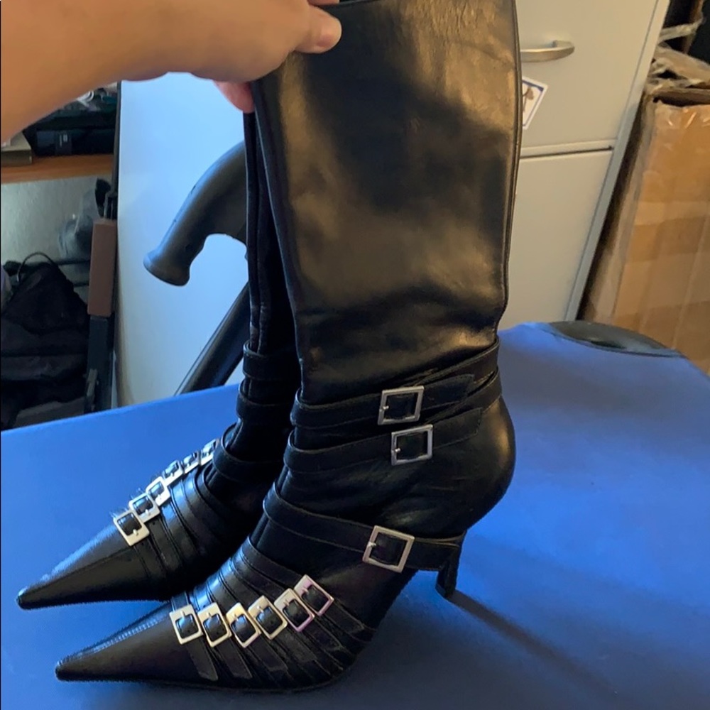 Leather Aldo zipper heel/boots black buckle embell